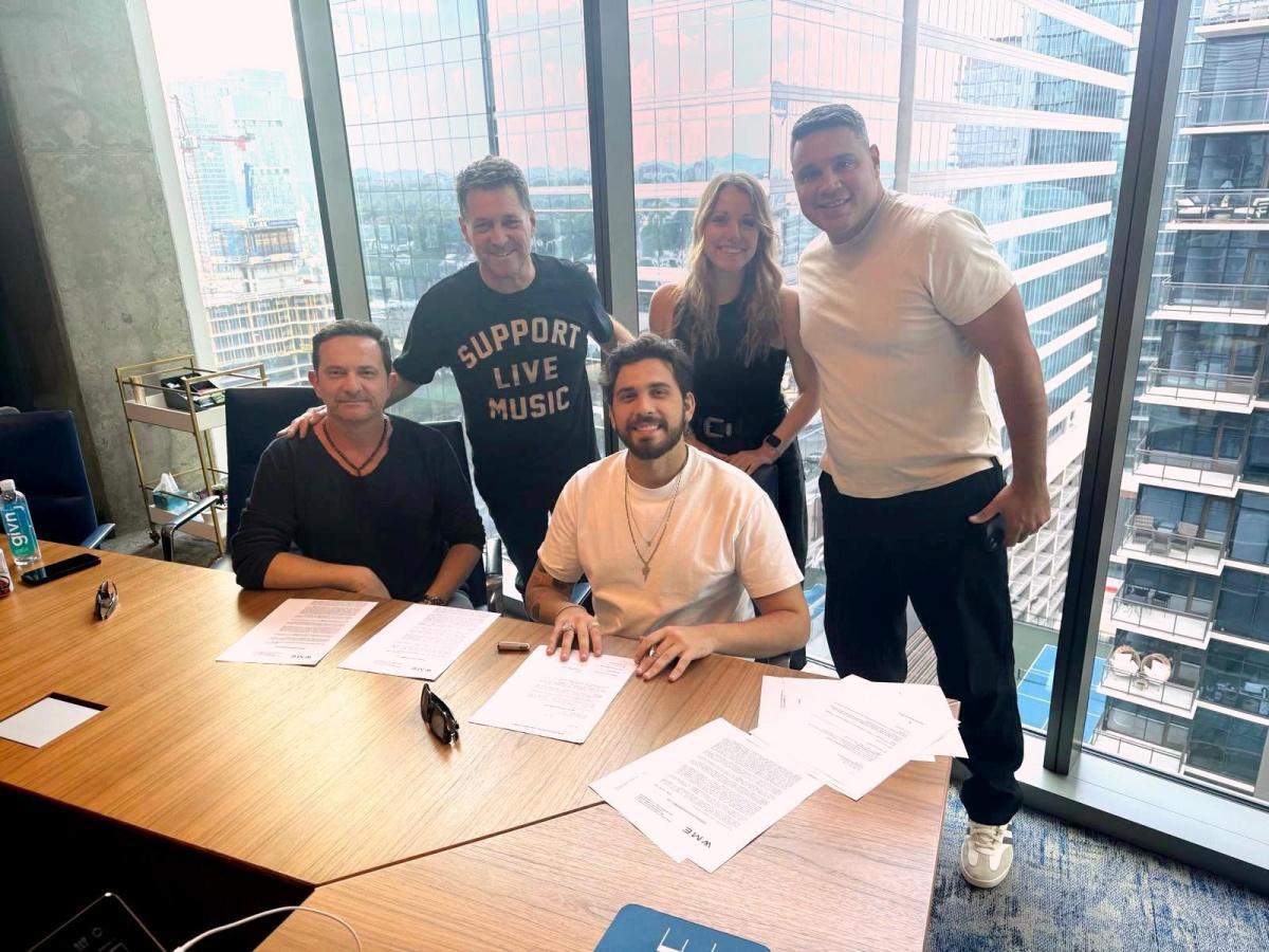 Focado na carreira internacional, Gustavo Mioto assina com a William Morris Endeavor em Nashville