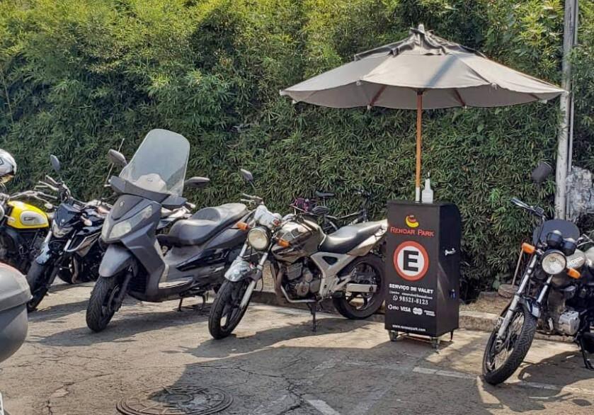 RENOAR PARK RENOAR PARK