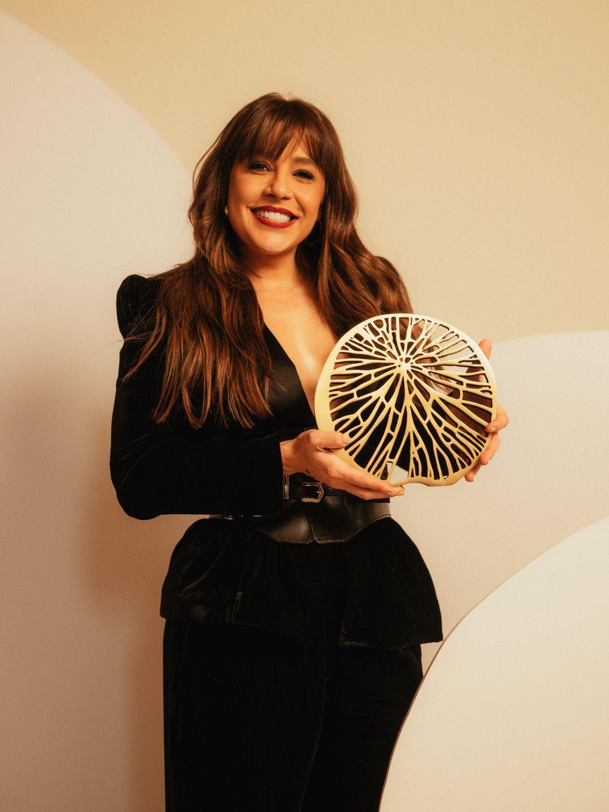 Lauana Prado vence “Melhor Lançamento Sertanejo” no Prêmio BTG Pactual da Música Brasileira com “Transcende – Ao Vivo no Ibirapuera”