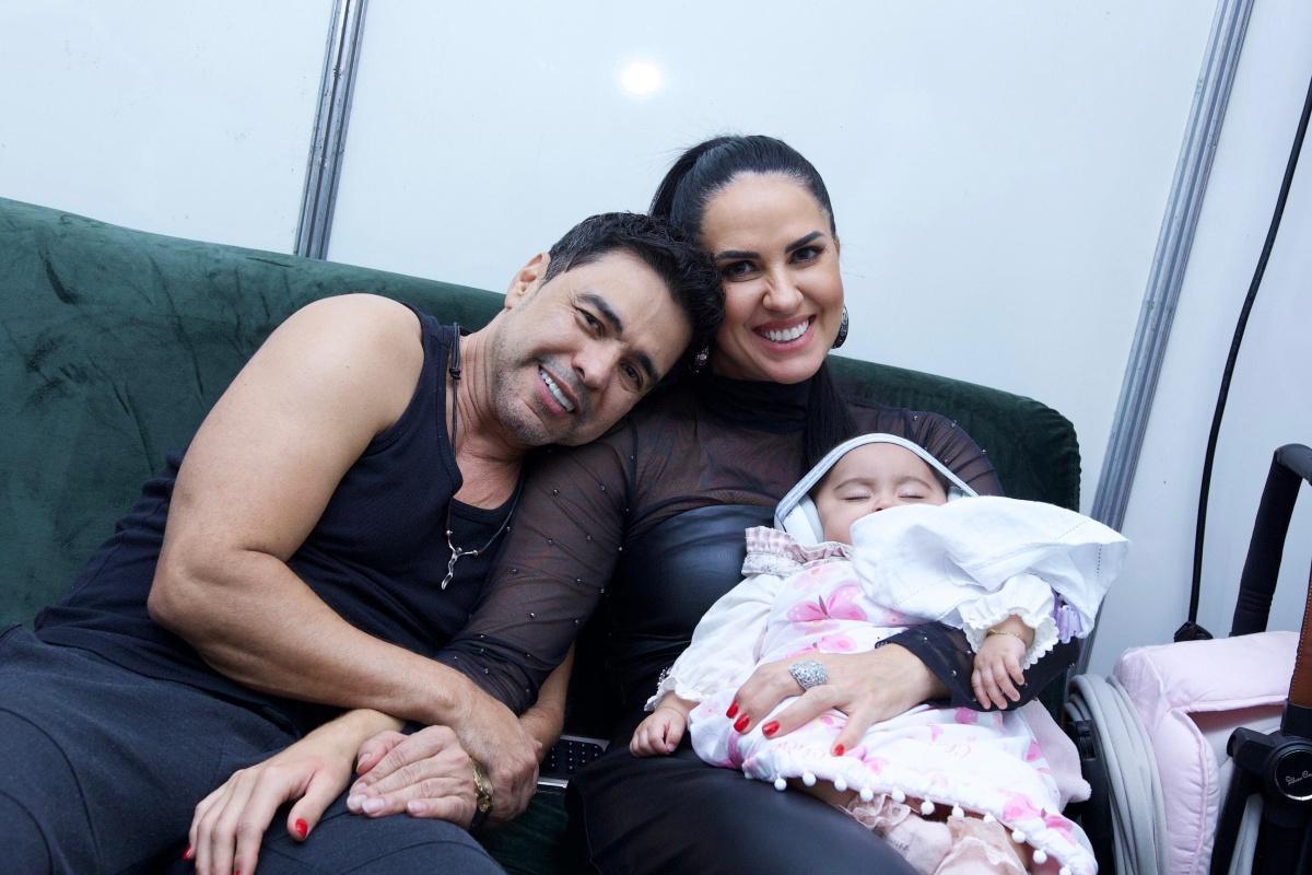 Aos 5 meses, Clara prestigia show do pai Zezé Di Camargo e do tio Luciano primeira vez, em Franca (SP)