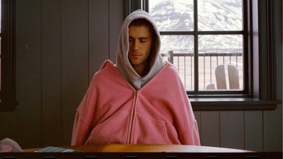 “Estou quebrado”: Justin Bieber faz desabafo sobre exaustão emocional