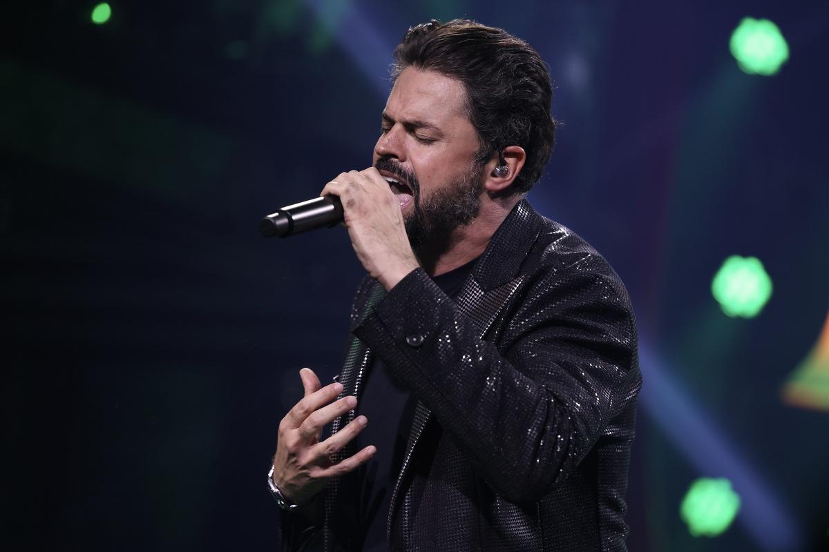 Juninho Bessa lança primeiro EP de “25 Anos Ao Vivo”, gravado em Uberlândia (MG)