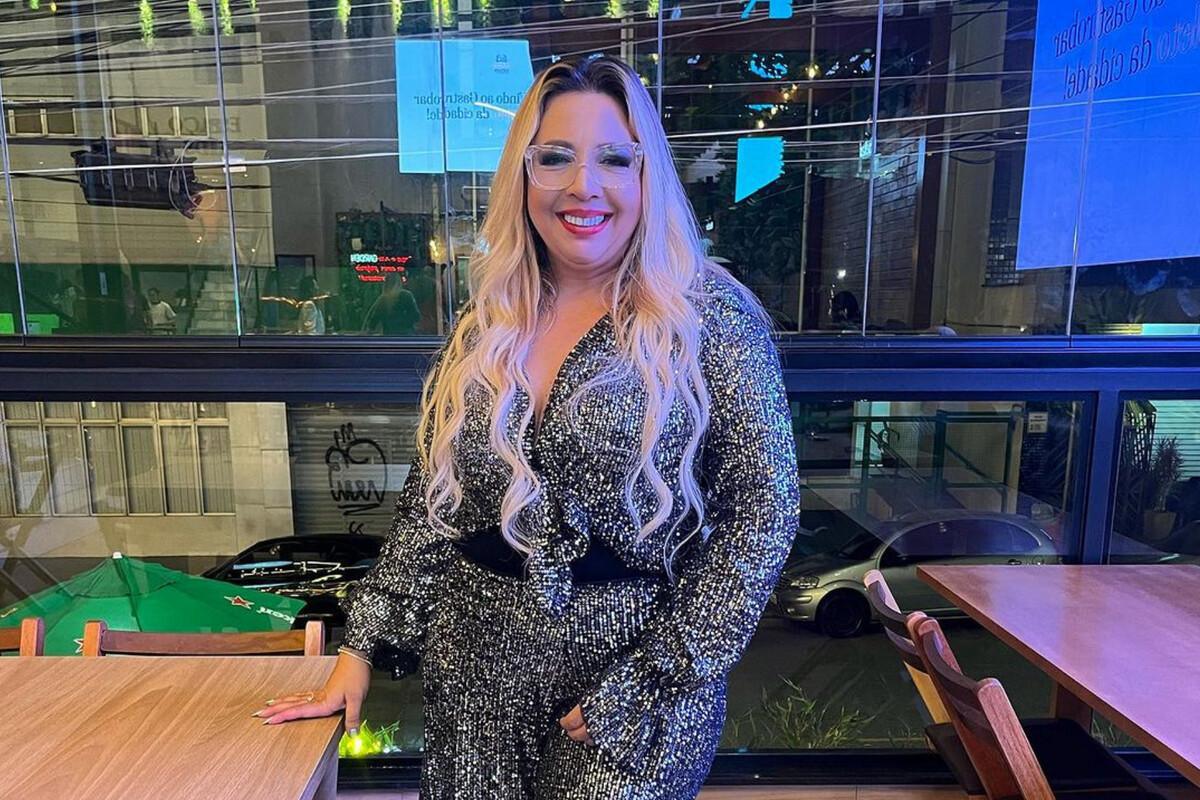 Ex-cover de Marília Mendonça, Lorena Alexandre revela ter sido processada por Dona Ruth Ex-cover de Marília Mendonça, Lorena Alexandre revela ter sido processada por Dona Ruth