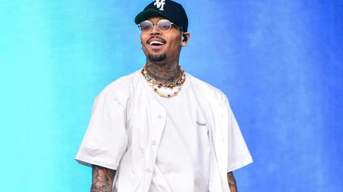 Chris Brown se declara inocente em novas acusações de agressão Chris Brown se declara inocente em novas acusações de agressão