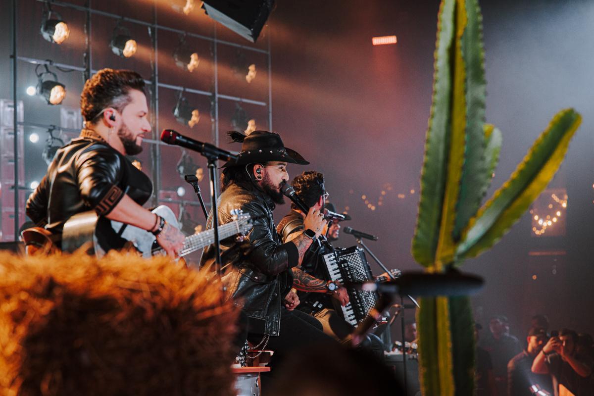 Traia Véia volta às origens e lança DVD gravado na Quinta do Embaixador, em Guarulhos Traia Véia volta às origens e lança DVD gravado na Quinta do Embaixador, em Guarulhos