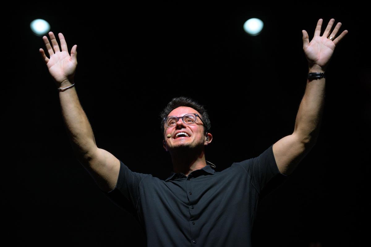 Deive Leonardo lidera ranking dos Pastores e Pregadores mais seguidos do mundo no Instagram Deive Leonardo lidera ranking dos Pastores e Pregadores mais seguidos do mundo no Instagram