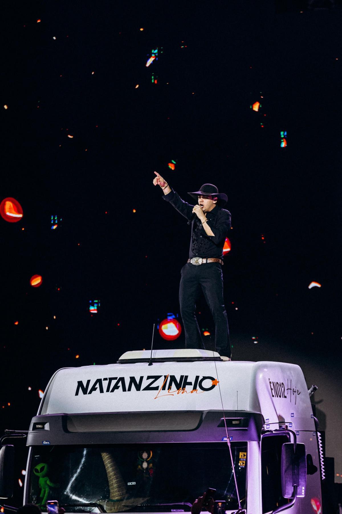 Natanzinho Lima lança "Cortando Chão" com estreia histórica em Teresina Natanzinho Lima lança "Cortando Chão" com estreia histórica em Teresina