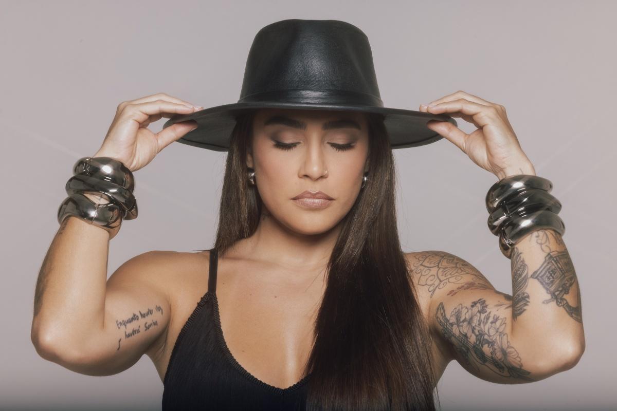 Lauana Prado vive momentos de pânico após porta de avião se abrir em pleno voo Lauana Prado vive momentos de pânico após porta de avião se abrir em pleno voo