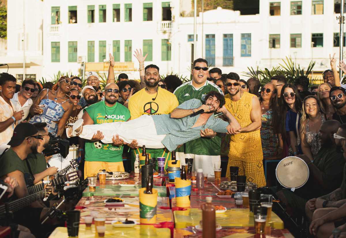 Pagode encontra o forró em Salvador: Menos é Mais e Nattan lançam "Pela Última Vez"