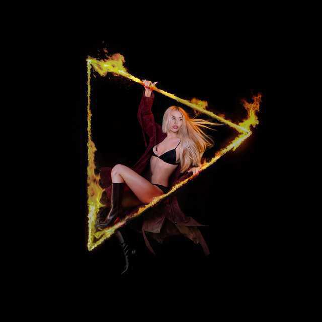 Don’t Click Play - Ava Max - Música, Letra e Tradução