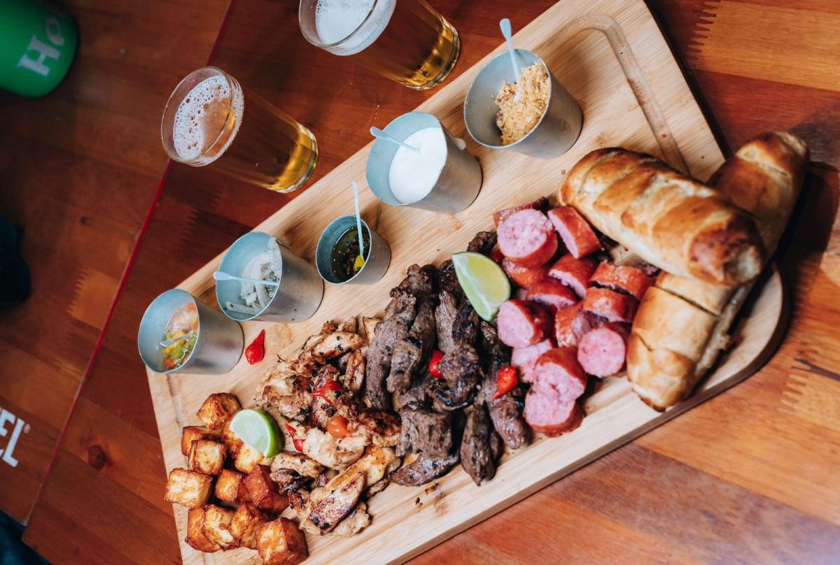 Bar em Santos tem programação especial para o final de semana Bar em Santos tem programação especial para o final de semana