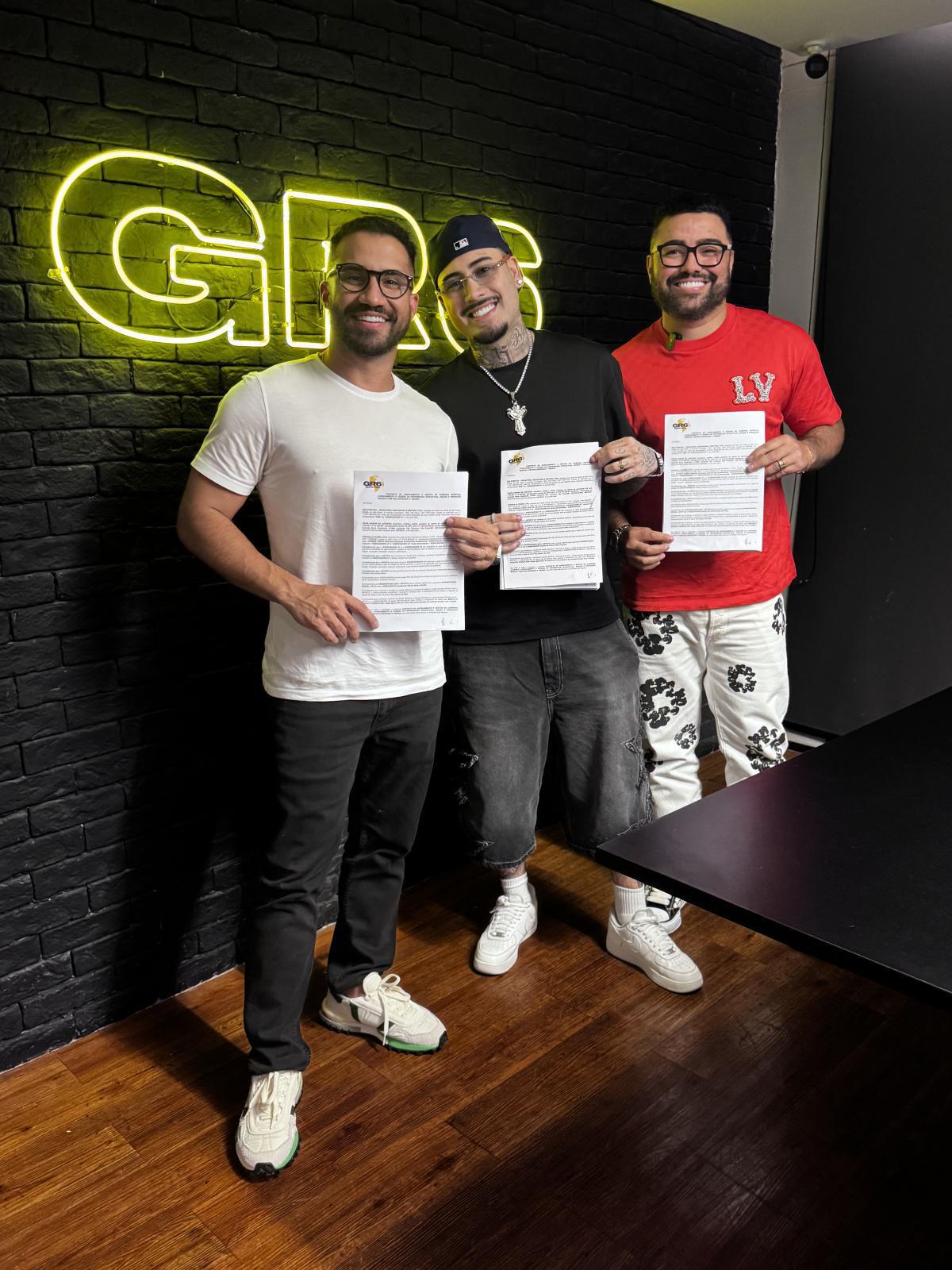 MC Kevinho assina contrato com a GR6 e KondZilla Nova Era, iniciando nova fase na carreira