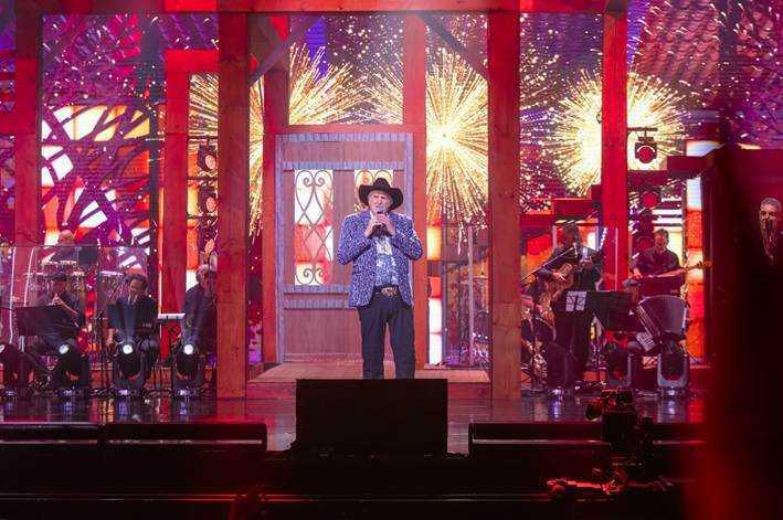 Sérgio Reis se apresenta em São Paulo com show especial Sérgio Reis se apresenta em São Paulo com show especial