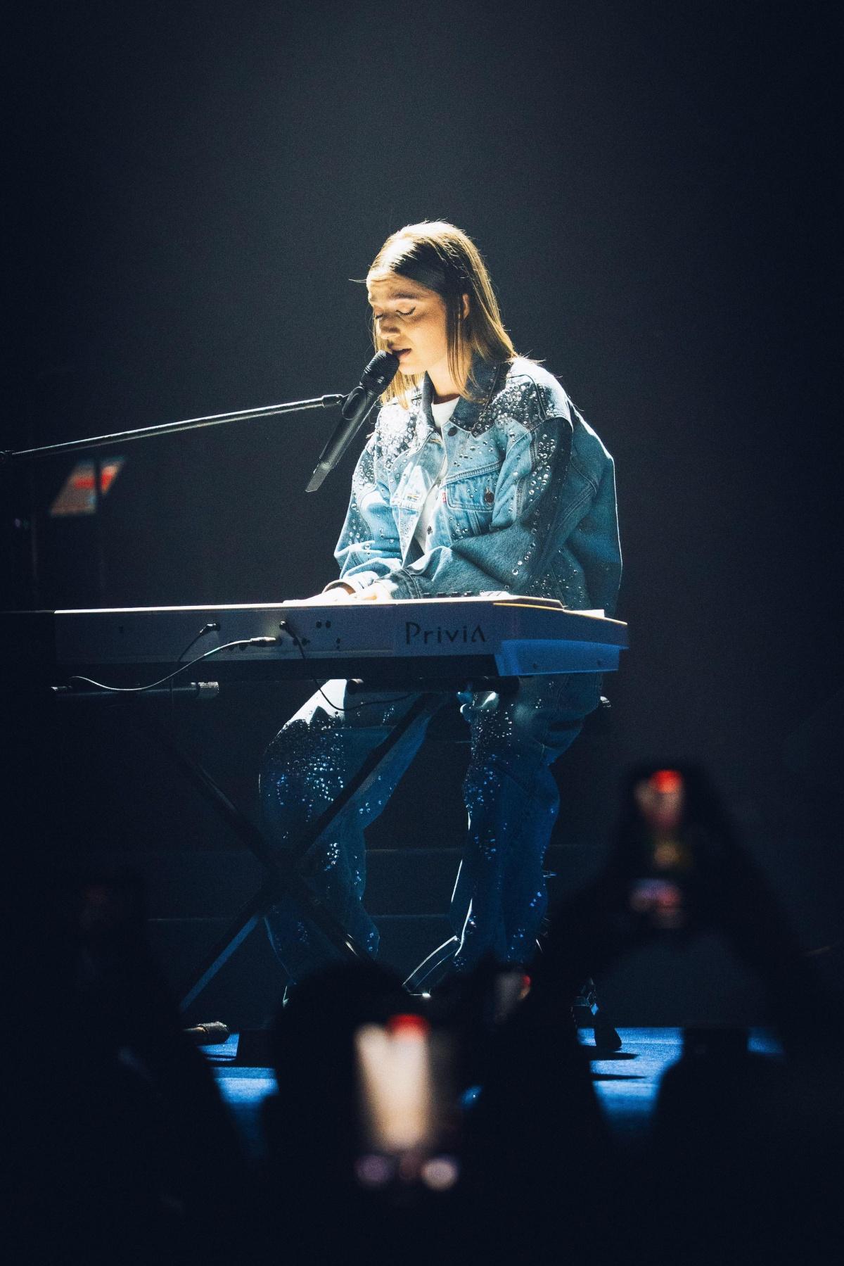 Show de estreia de GIANA esgota ingressos e traz participação de Gustavo Mioto