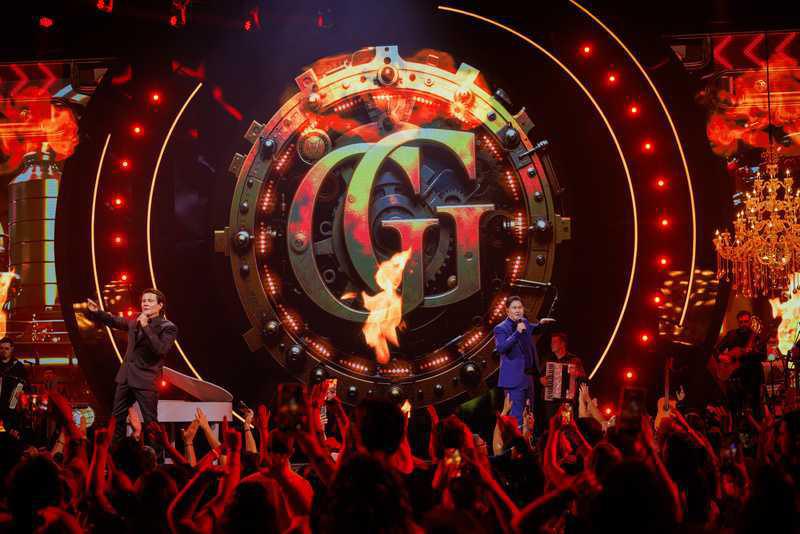  Gian e Giovani celebram trajetória em gravação histórica do DVD "Planeta Sonho" em Goiânia