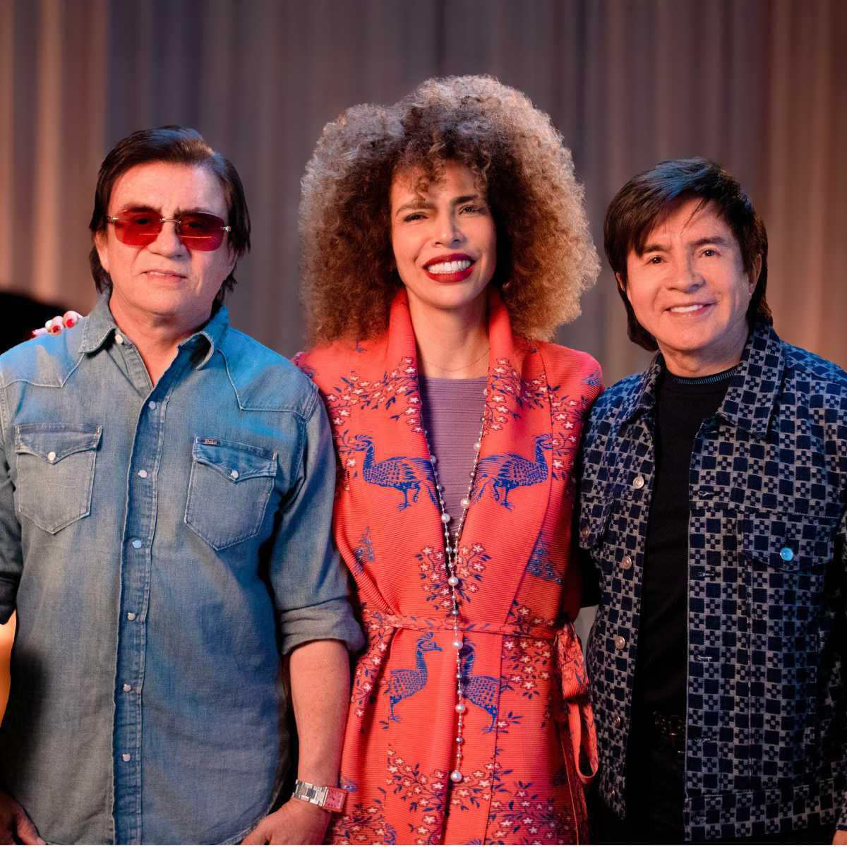 Chitãozinho & Xororó e Vanessa da Mata lançam releitura emocionante de "Foi Deus Quem Fez Você" Chitãozinho & Xororó e Vanessa da Mata lançam releitura emocionante de "Foi Deus Quem Fez Você"