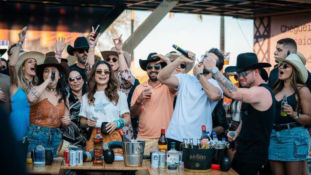 Juntô, Cabô! Day & Lara e Bruno & Denner lançam o primeiro EP do projeto