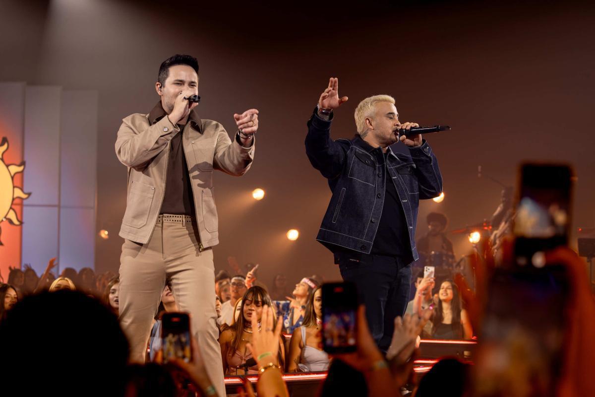 INÉDITO! Matheus e Kauan gravam "Astral" com produção de Dudu Borges e lançam a primeira faixa no mesmo dia INÉDITO! Matheus e Kauan gravam "Astral" com produção de Dudu Borges e lançam a primeira faixa no mesmo dia