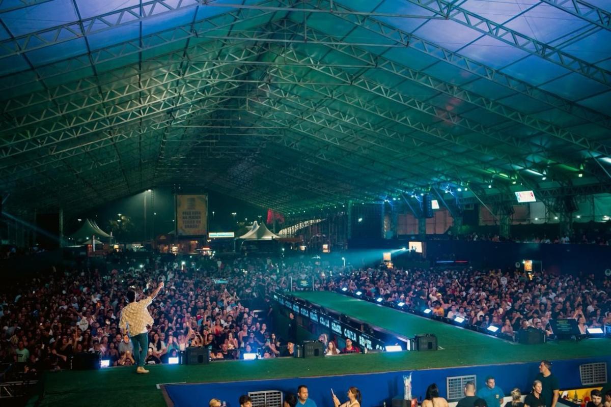 ’Cê Tá Doído Festival’ Fecha Temporada de Verão Em Praia Grande (sp) ’Cê Tá Doído Festival’ Fecha Temporada de Verão Em Praia Grande (sp)