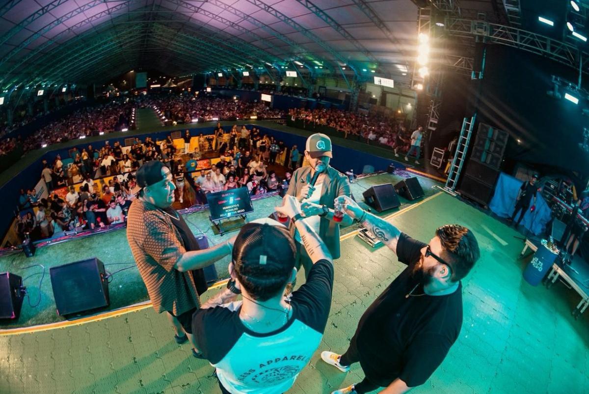 ’Cê Tá Doído Festival’ Fecha Temporada de Verão Em Praia Grande (sp) ’Cê Tá Doído Festival’ Fecha Temporada de Verão Em Praia Grande (sp)