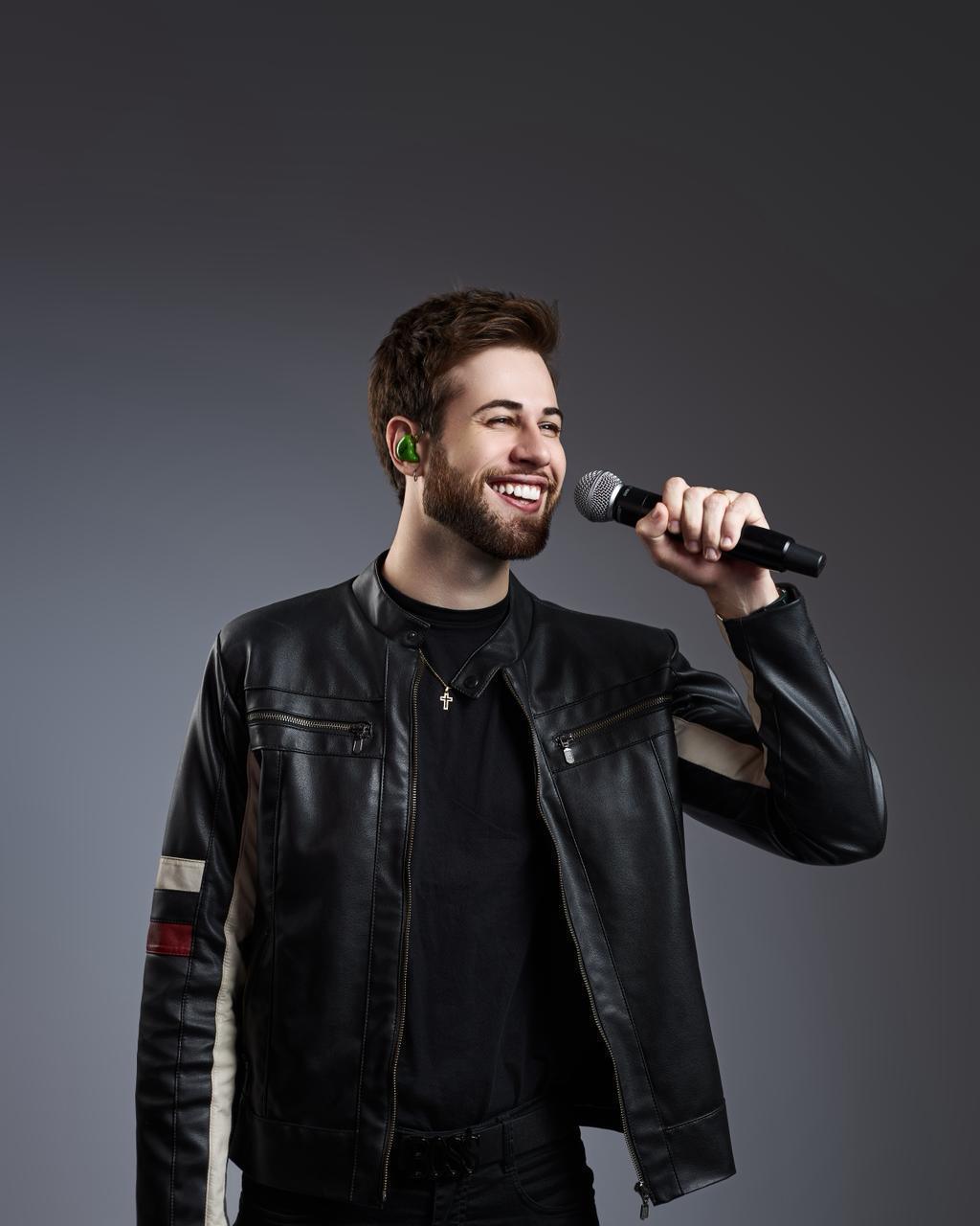 Junior Villa comenta estreia de "Coração Acelerado": "O sertanejo nunca foi tão celebrado na cultura popular" Junior Villa comenta estreia de "Coração Acelerado": "O sertanejo nunca foi tão celebrado na cultura popular"