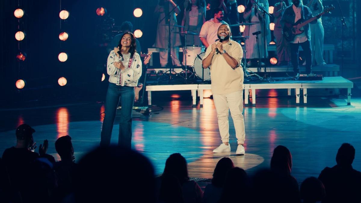 Clássico do gospel ganha versão emocionante nas vozes de Julia Vitória e Eli Soares Clássico do gospel ganha versão emocionante nas vozes de Julia Vitória e Eli Soares