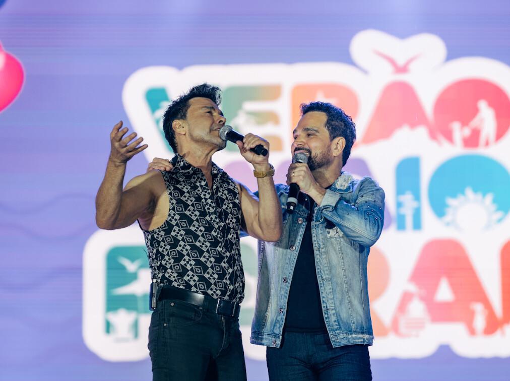 Mesmo sob chuvas fortes, Zezé Di Camargo e Luciano reúnem mais de 80 mil pessoas em apresentação memorável no Verão Maior Paraná