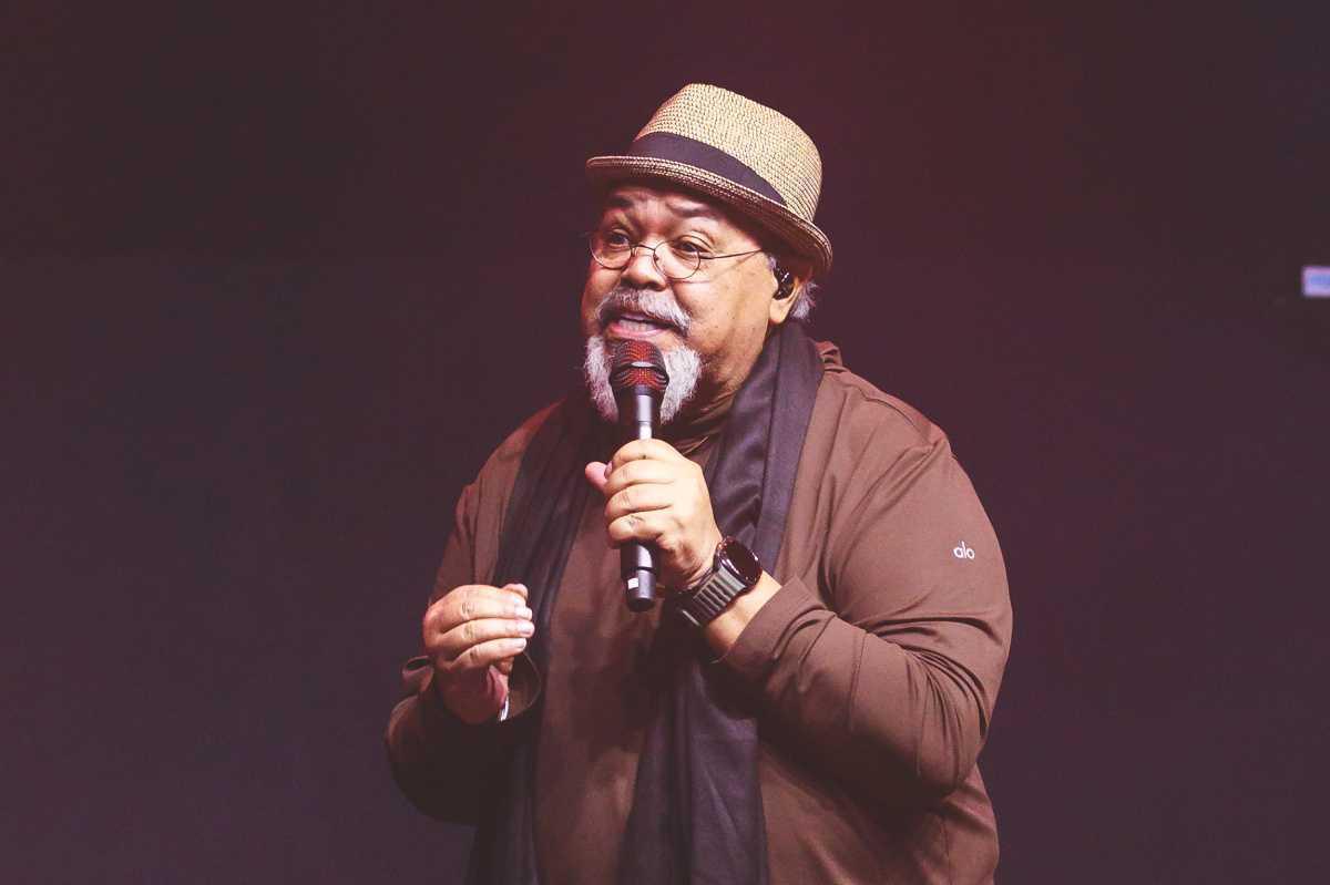  Jorge Aragão abre turnê nacional com a "Feijoada de Jorge" no Varanda Estaiada