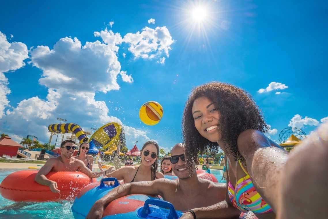 CarnaWet 2026: Wet'n Wild divulga programação especial para o Carnaval!