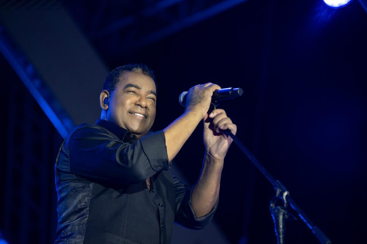 Raça Negra abre vendas para show especial de Dia dos Namorados em São Paulo