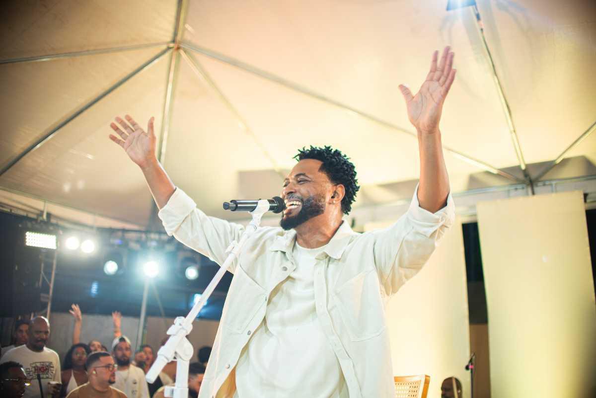 Julio Sereno lança primeiro EP do audiovisual “Pagode do Julio Sereno” no dia 19 de março