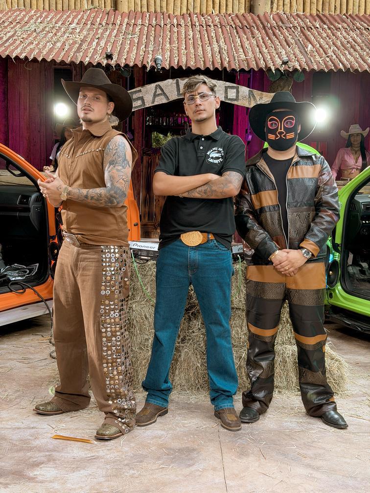 CountryBeat se une a MC Jacaré em novo single "Te Amei" CountryBeat se une a MC Jacaré em novo single "Te Amei"