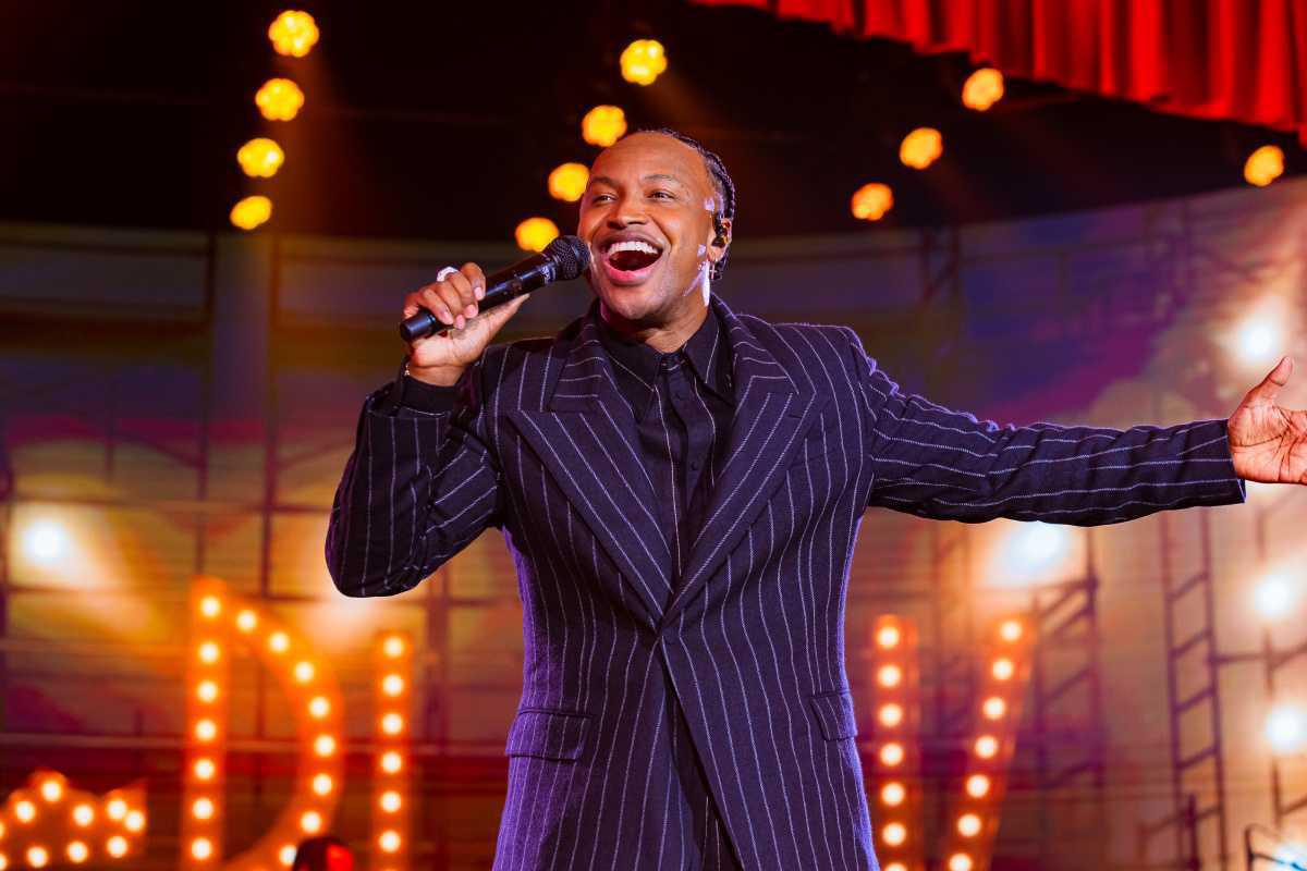 THIAGUINHO estreia turnê 'BEM BLACK' na SUHAI MUSIC HALL THIAGUINHO estreia turnê 'BEM BLACK' na SUHAI MUSIC HALL