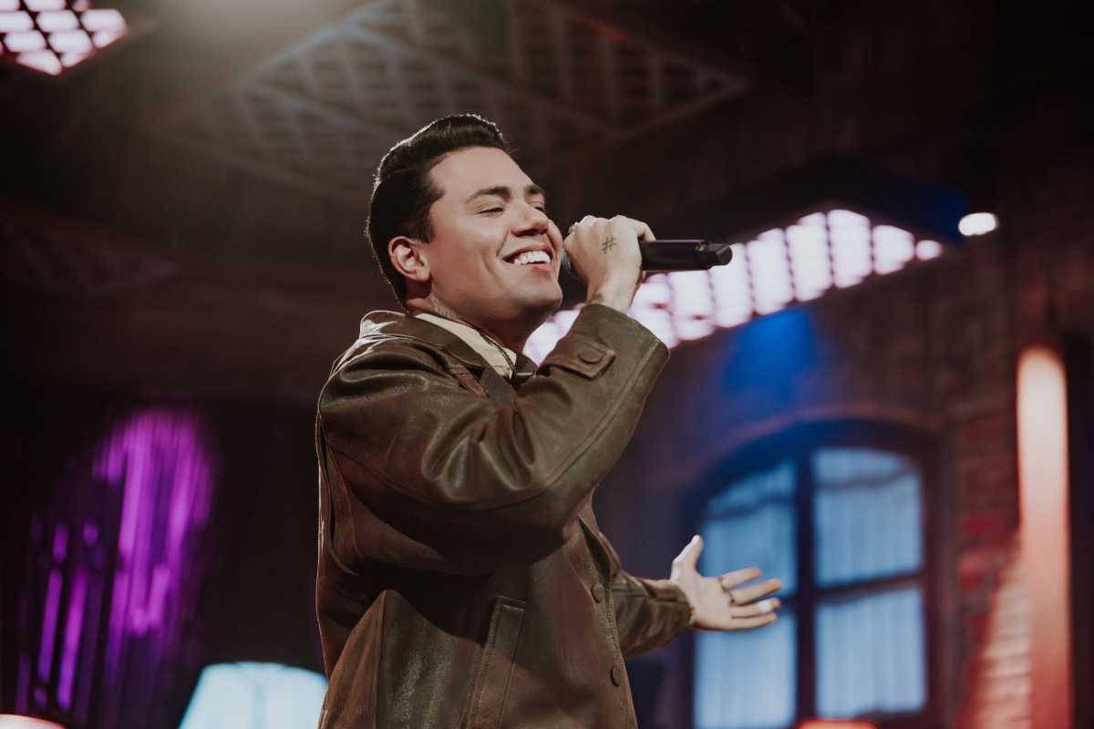 Felipe Araújo divide cena com a noiva Lara Prado em "Até Depois do Fim” Felipe Araújo divide cena com a noiva Lara Prado em "Até Depois do Fim”