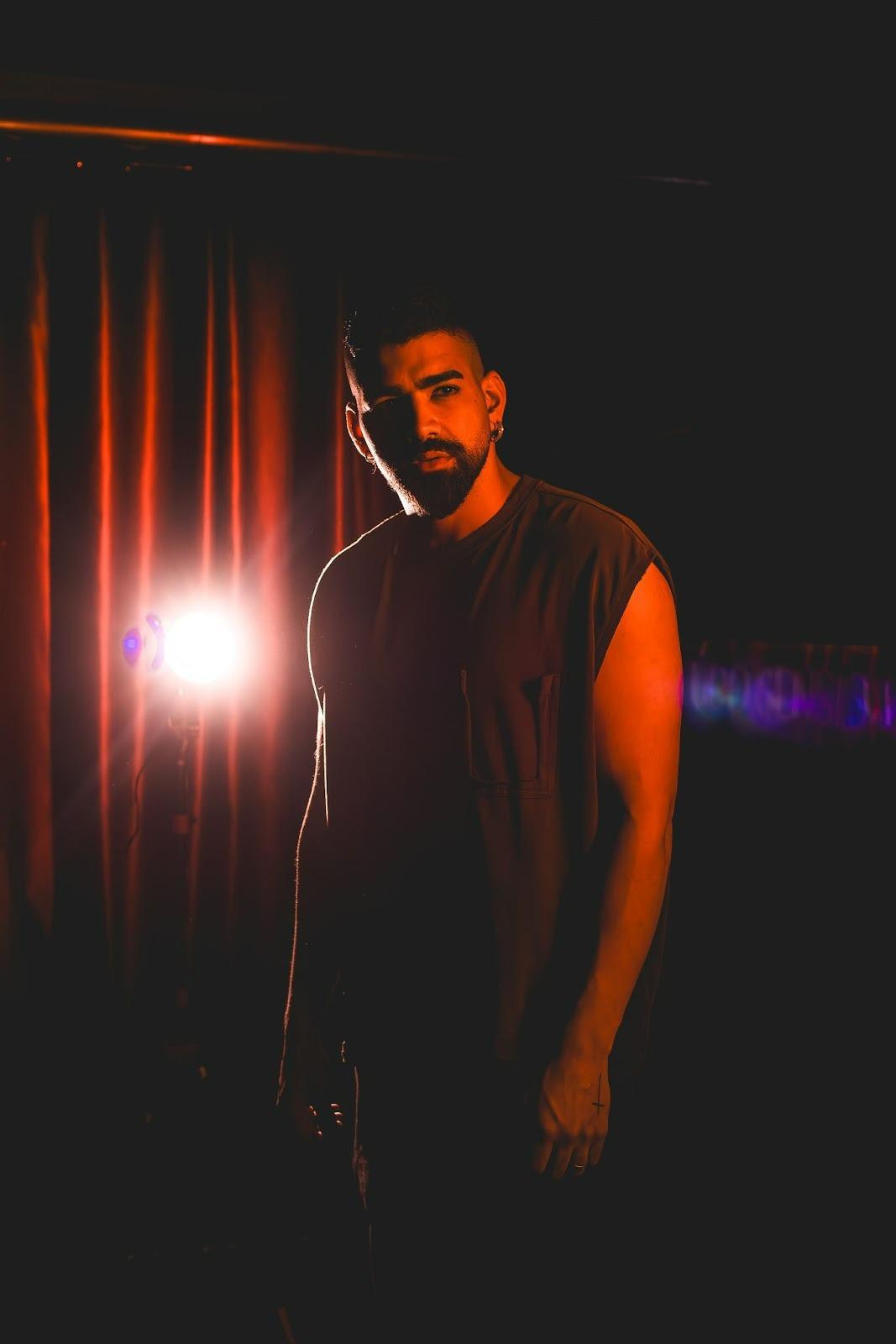 Dilsinho apresenta novas faixas de "Conteúdo Sensível" e marca virada de ciclo no projeto