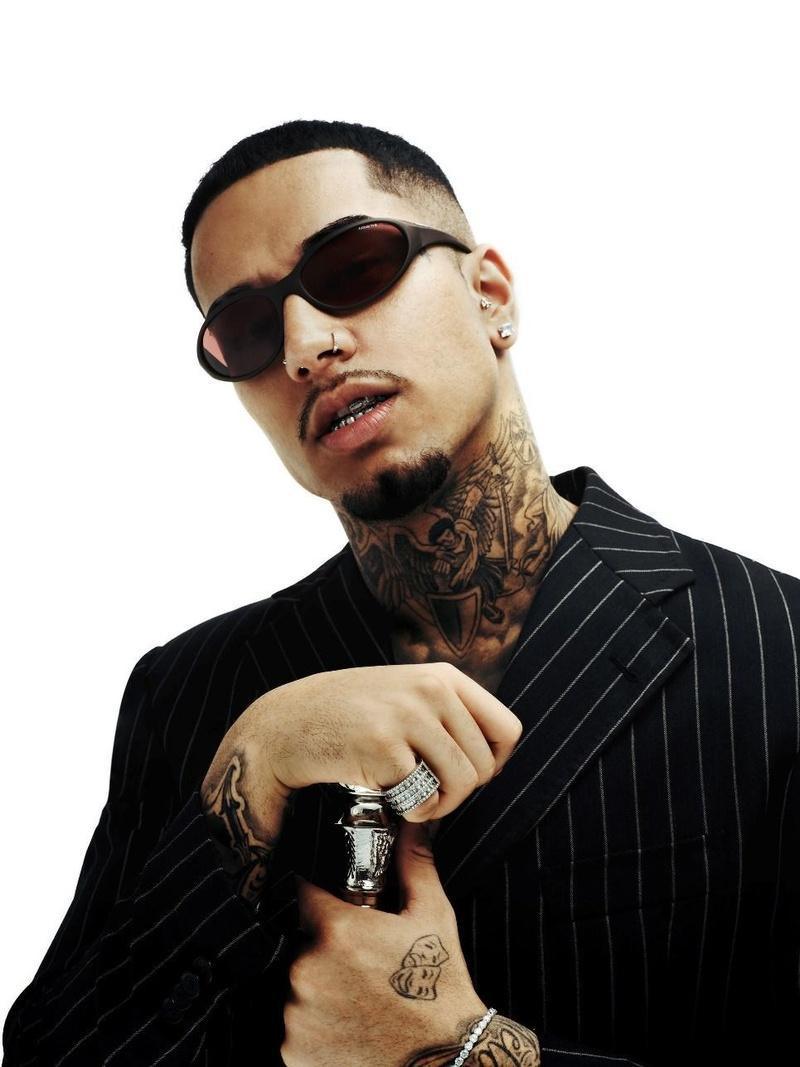 VEIGH reinventa o icônico RAVEN em nova colaboração com a ARNETTE