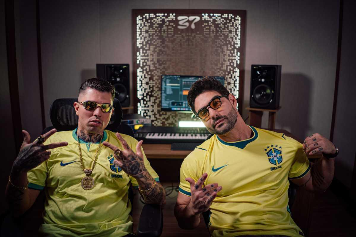Em clima de Copa, EME lança "Lá Vem Golaço" com MC Marks