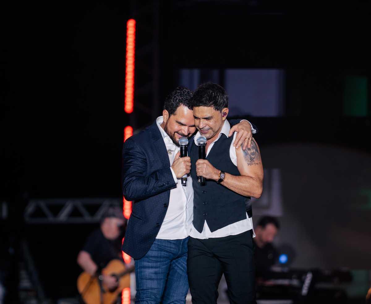 Após série de apresentações nos eventos de São João no Nordeste e Norte, Zezé Di Camargo e Luciano seguem para show em Rondônia Após série de apresentações nos eventos de São João no Nordeste e Norte, Zezé Di Camargo e Luciano seguem para show em Rondônia