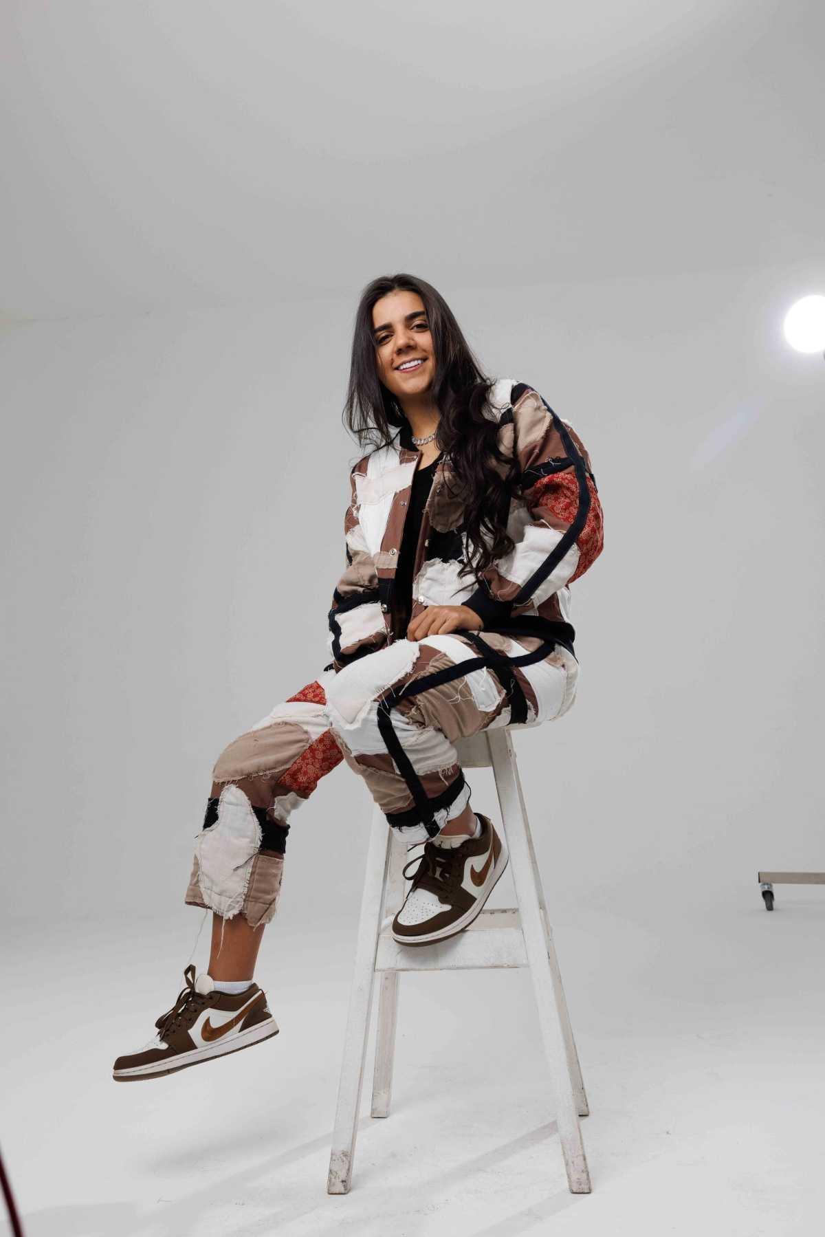 Após conquistar o público com "Intuição", Yasmin Santos encerra o projeto com DVD completo e inicia calendário no YouTube Após conquistar o público com "Intuição", Yasmin Santos encerra o projeto com DVD completo e inicia calendário no YouTube
