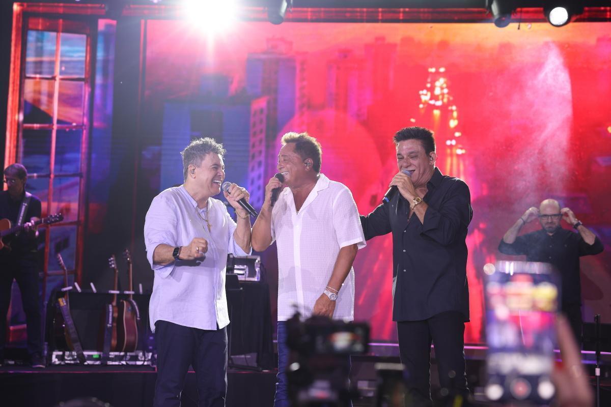 Cezar & Paulinho e Leonardo se encontram em alto-mar no single "Corno Não"