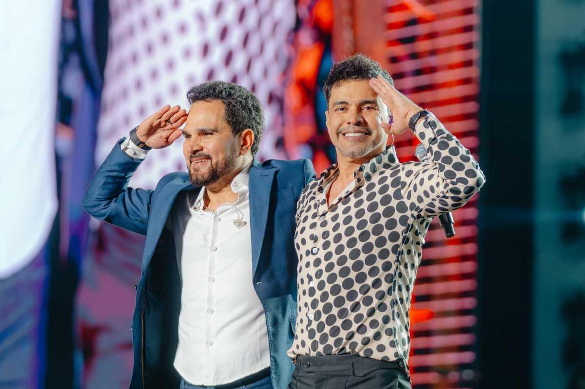 Zezé Di Camargo e Luciano encerram o Festival Histórias com grandes hits Zezé Di Camargo e Luciano encerram o Festival Histórias com grandes hits