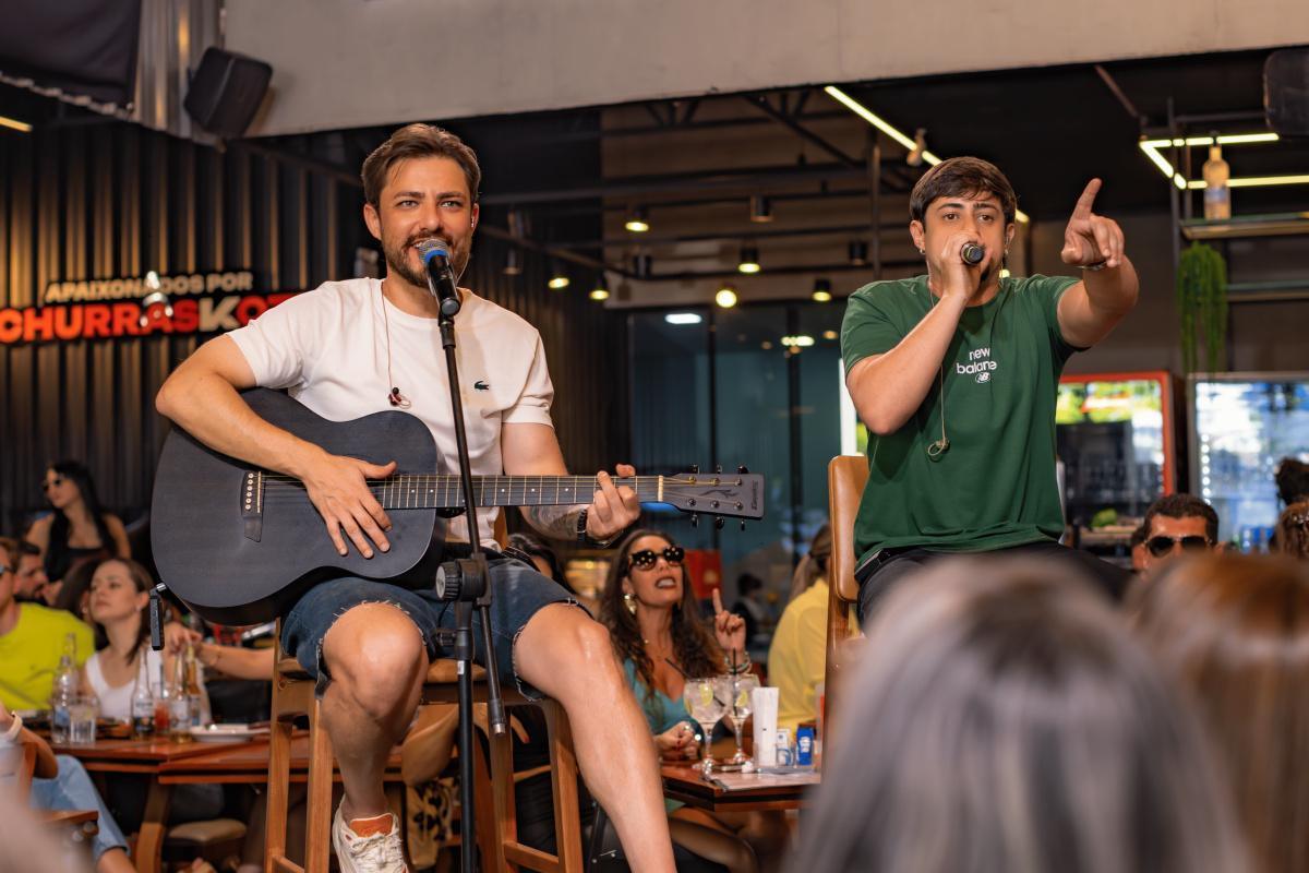 “Flash” leva Lucas e Higor ao Top 50 Brasil do Spotify pela primeira vez na carreira “Flash” leva Lucas e Higor ao Top 50 Brasil do Spotify pela primeira vez na carreira