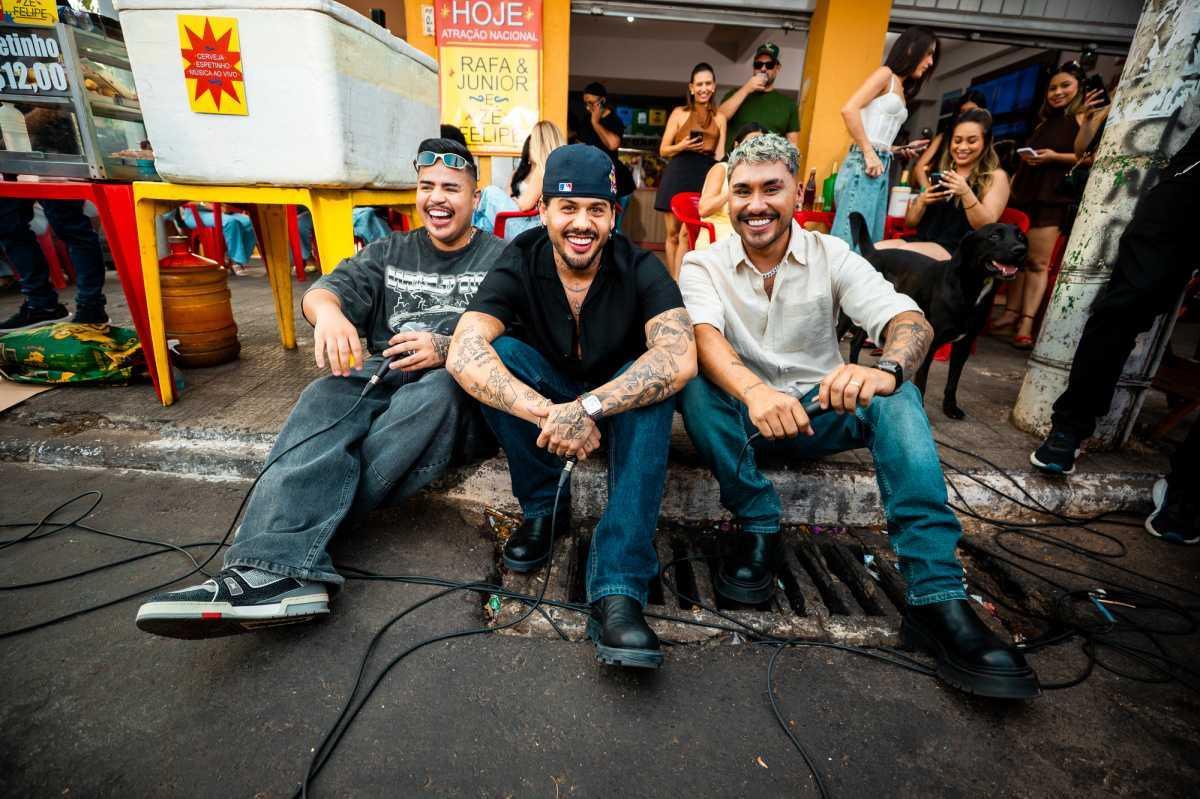 Rafa & Junior e Zé Felipe transformam bar de Goiânia em cenário de “A Cara do Rolo”
