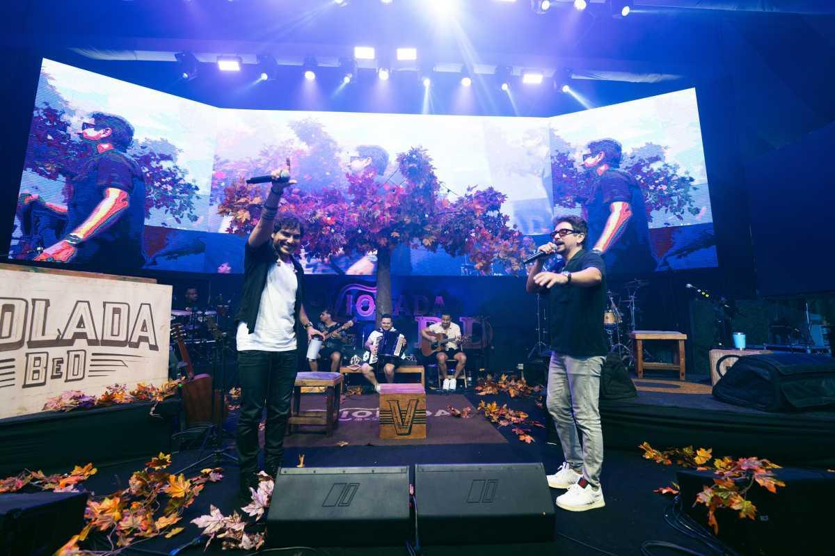 Bruninho & Davi fazem Barretos em dose dupla e prometem dois shows especiais na maior festa do peão da América Latina Bruninho & Davi fazem Barretos em dose dupla e prometem dois shows especiais na maior festa do peão da América Latina