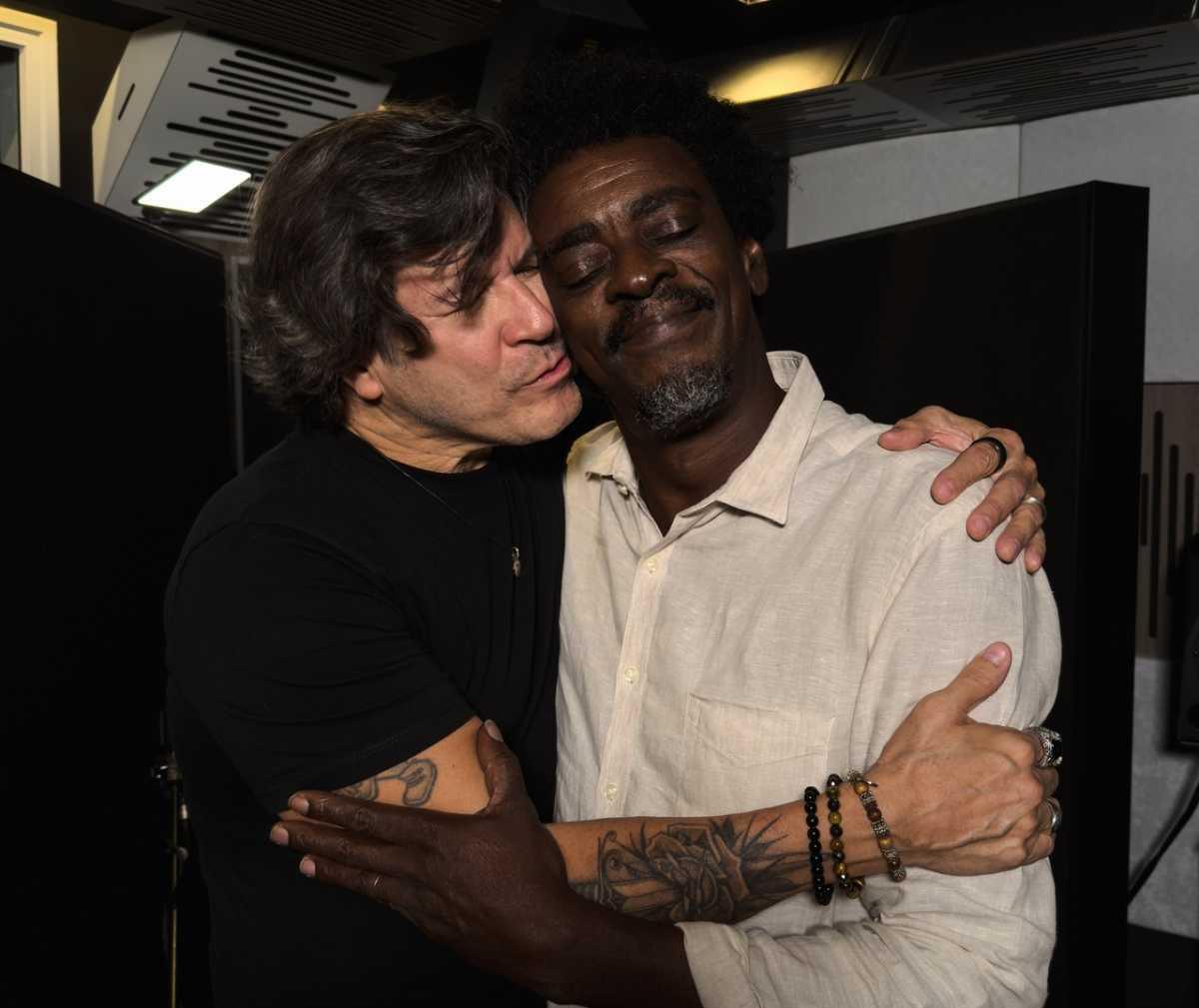 Paulo Ricardo e Seu Jorge apresentam "Sangue Bom", parceria inédita que propõe reflexão sobre a violência contra mulheres e crianças