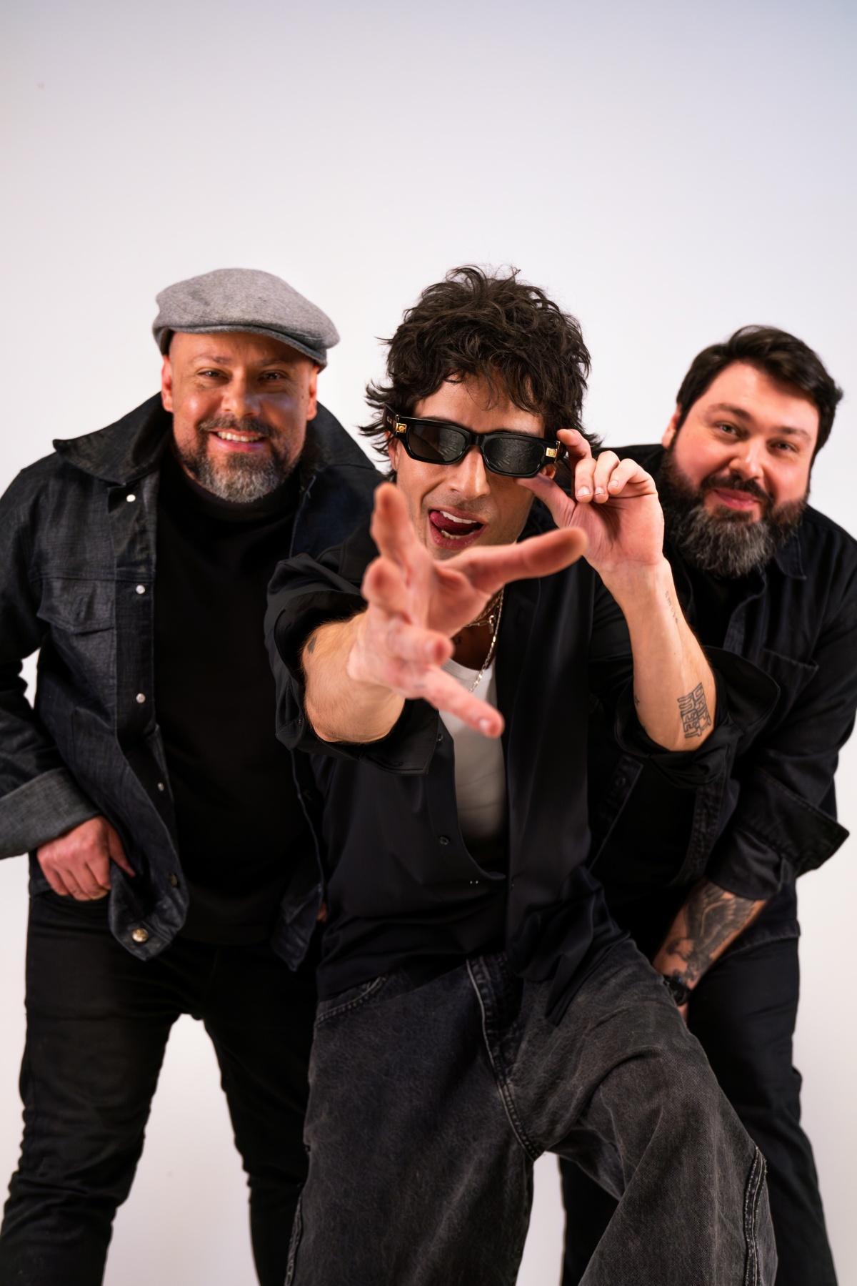 De volta com a Hori, Fiuk sobe ao palco em Curitiba na véspera de seu aniversário
