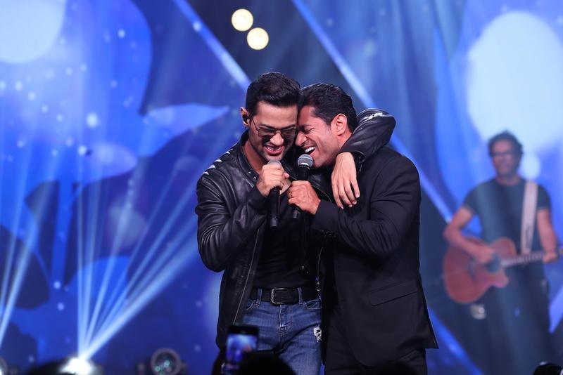 Edy Britto & Samuel cantam o amor sem explicação na inédita "É Sempre Assim" Edy Britto & Samuel cantam o amor sem explicação na inédita "É Sempre Assim"