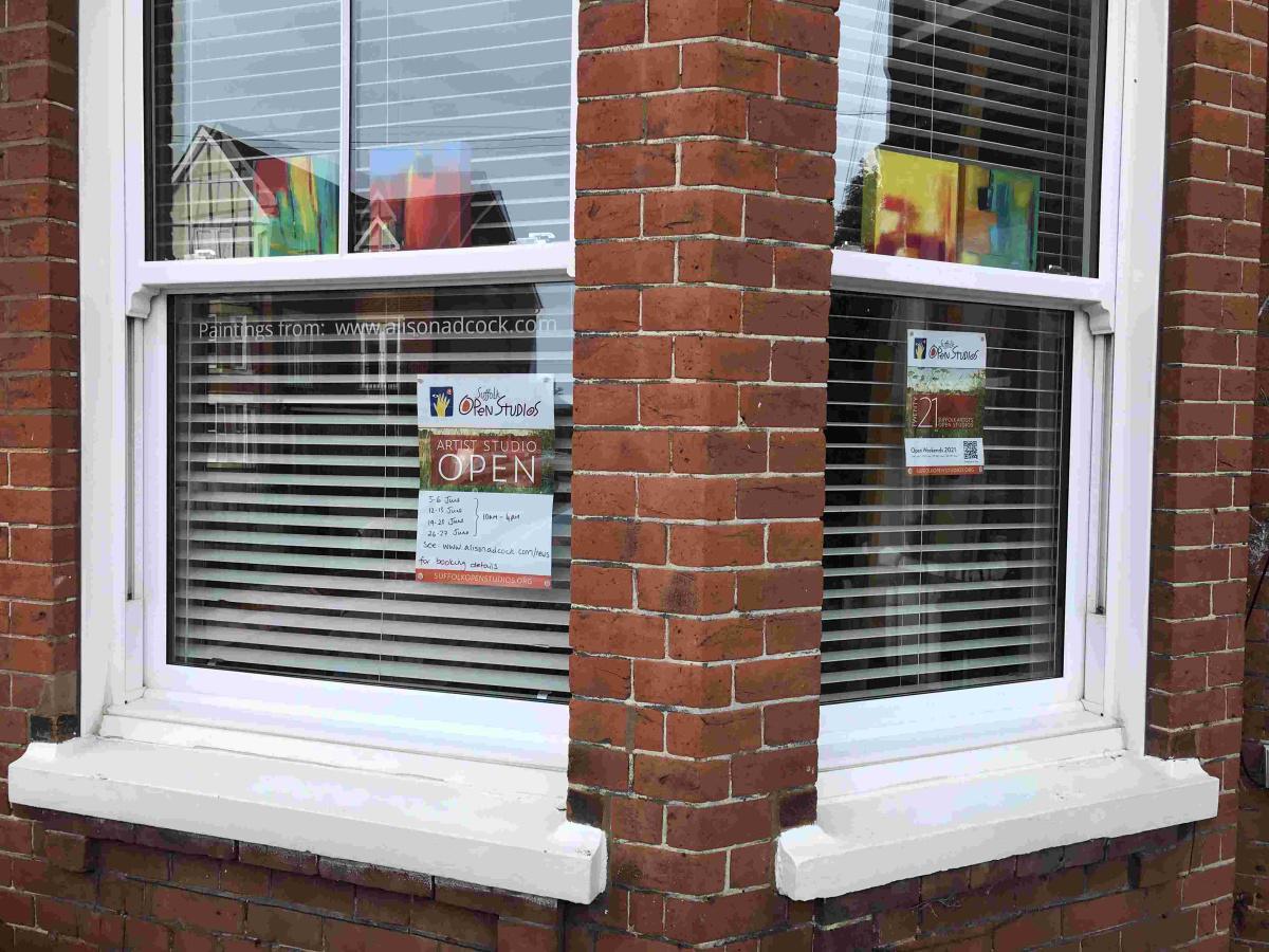Abstract in Action with Felixstowe Artist, Alison Adcock Abstract in Action with Felixstowe Artist, Alison Adcock