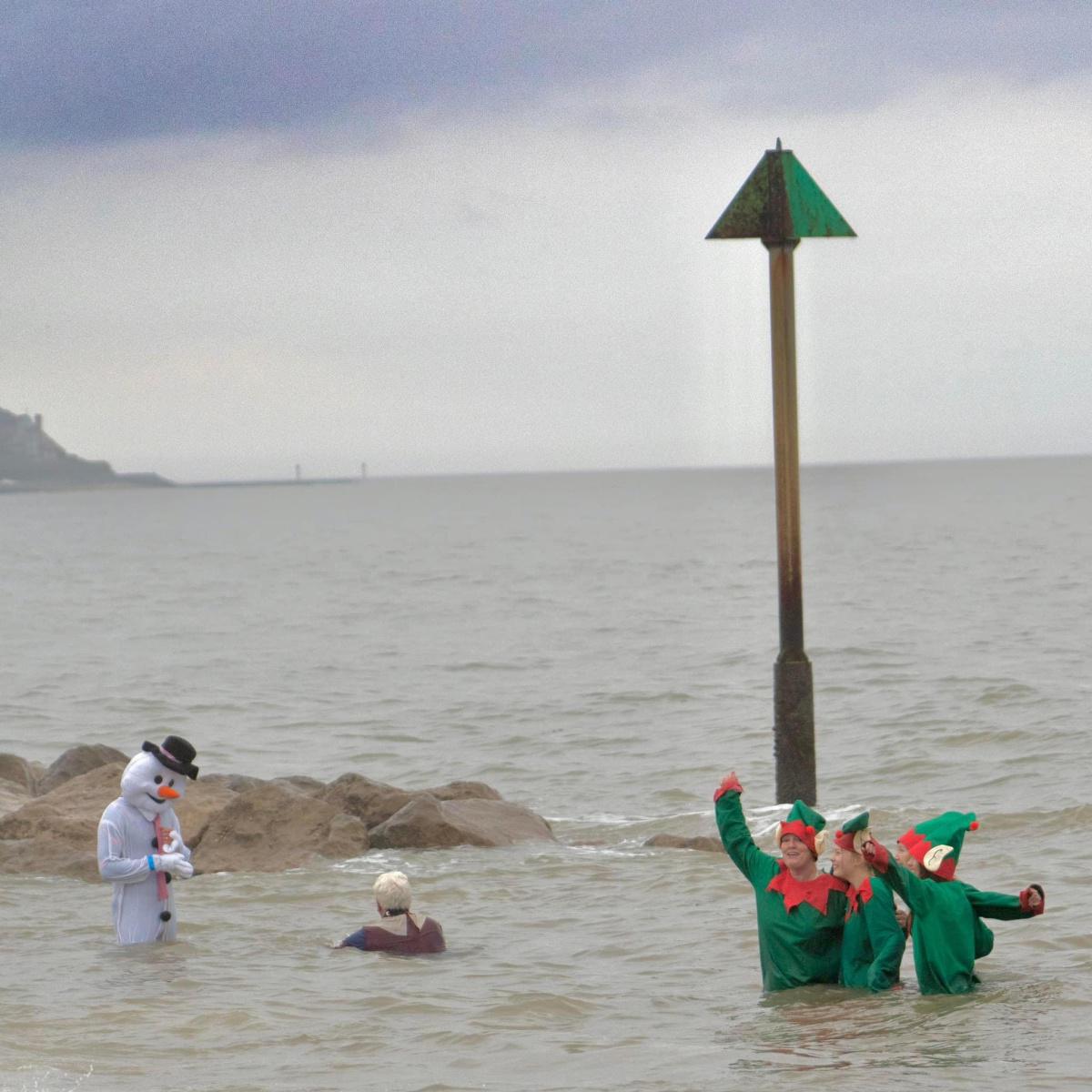 Christmas Dip Photos by Alastair Spink Christmas Dip Photos by Alastair Spink