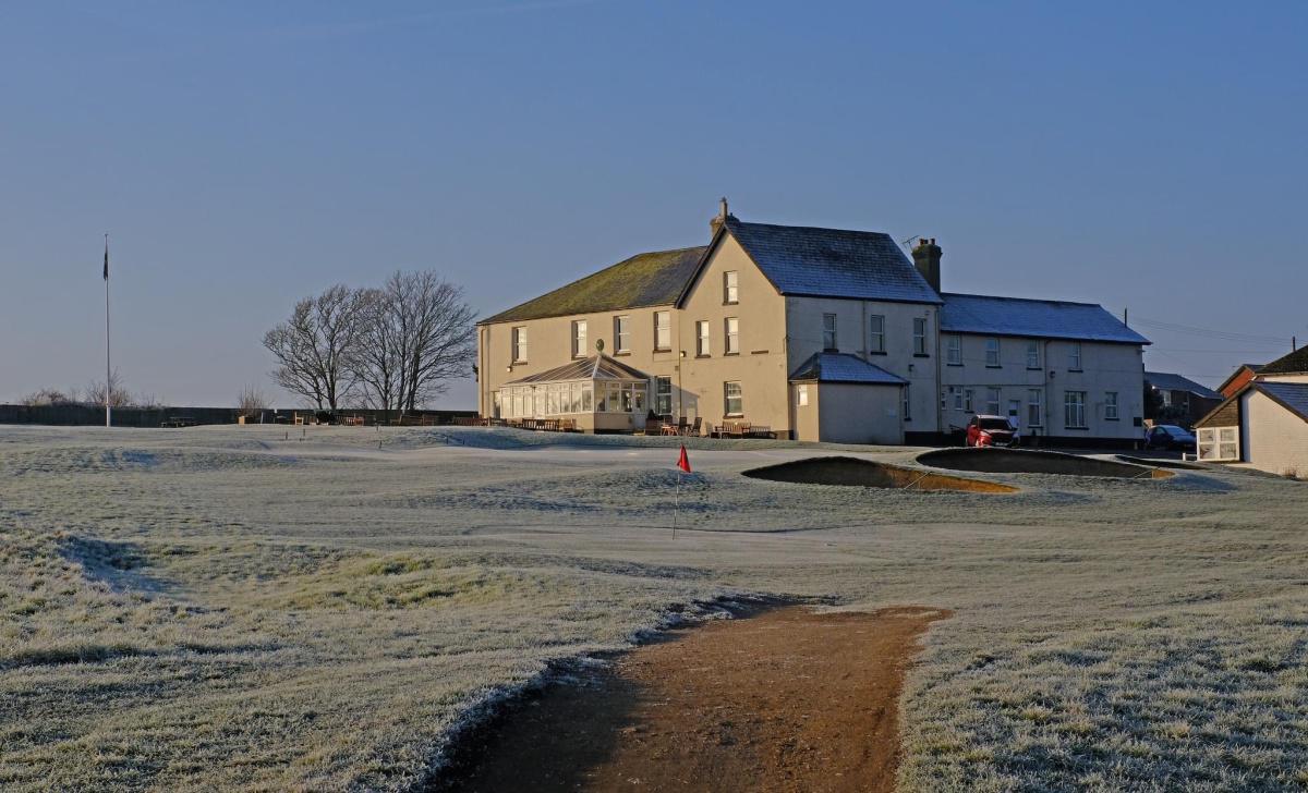 Fog & Frost by Stephen Squirrell